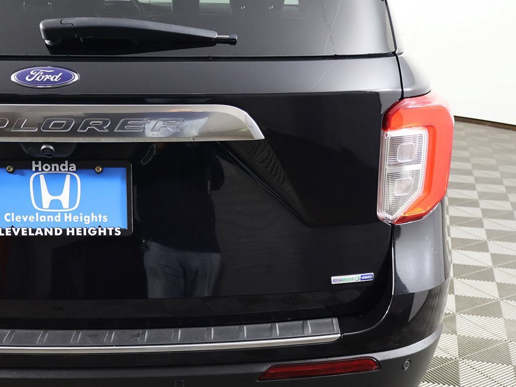 Used 2020 Ford Explorer Platinum w/ Premium Technology Package AWD/4WD image 22