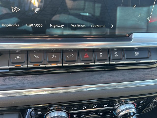 Used 2023 GMC Sierra 1500 SLT w/ SLT Premium Plus Package image 28