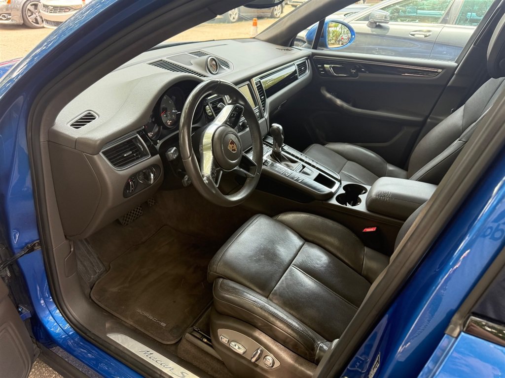 Used 2016 Porsche Macan S AWD/4WD image 11