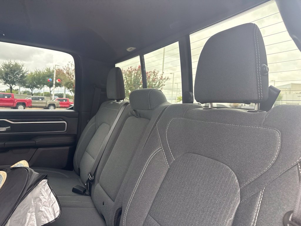 Used 2022 RAM 1500 2WD Crew Cab image 7