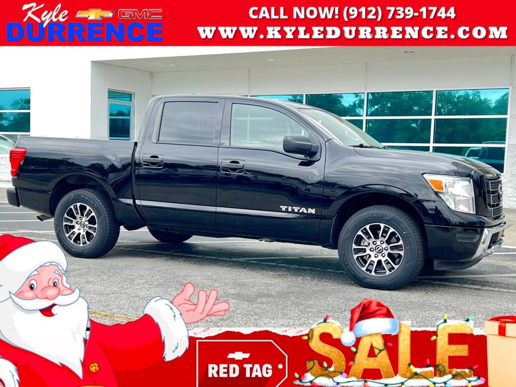 Used 2023 Nissan Titan SV image 1