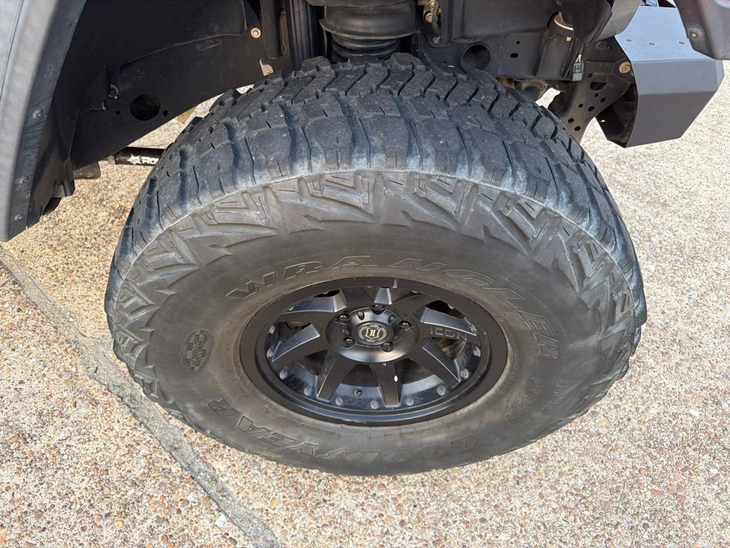 Used 2020 Jeep Wrangler Unlimited Rubicon w/ LED Lighting Group AWD/4WD image 15
