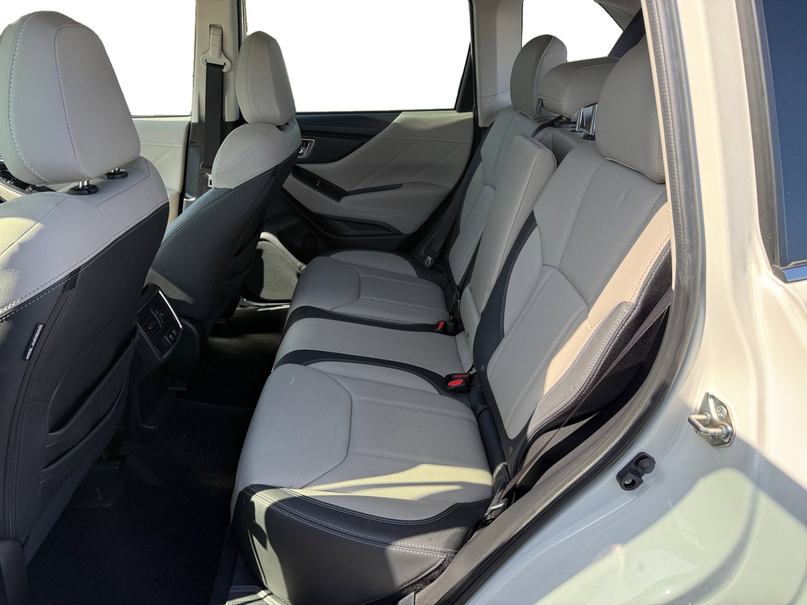 Used 2020 Subaru Forester Limited AWD/4WD image 16