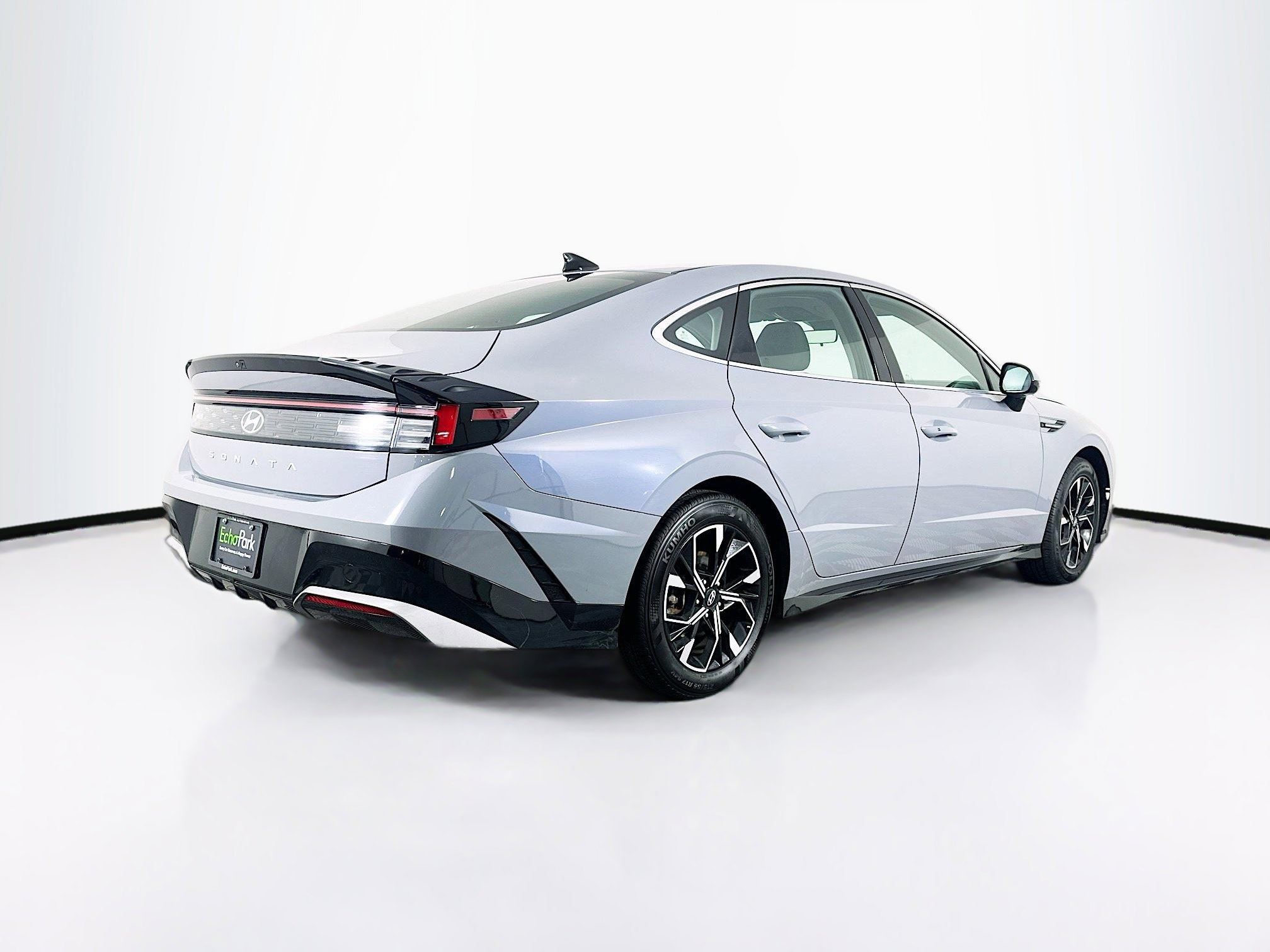 Used 2025 Hyundai Sonata SEL FWD image 9