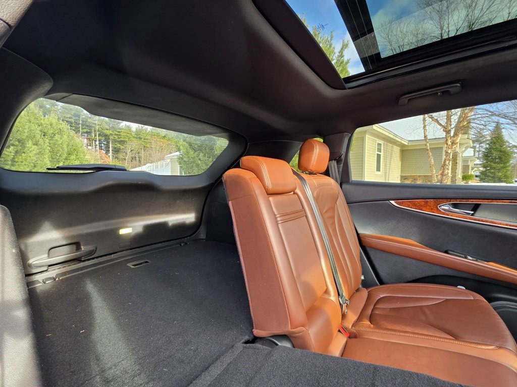 Used 2018 Lincoln MKX Reserve w/ Driver Assistance Package image 26