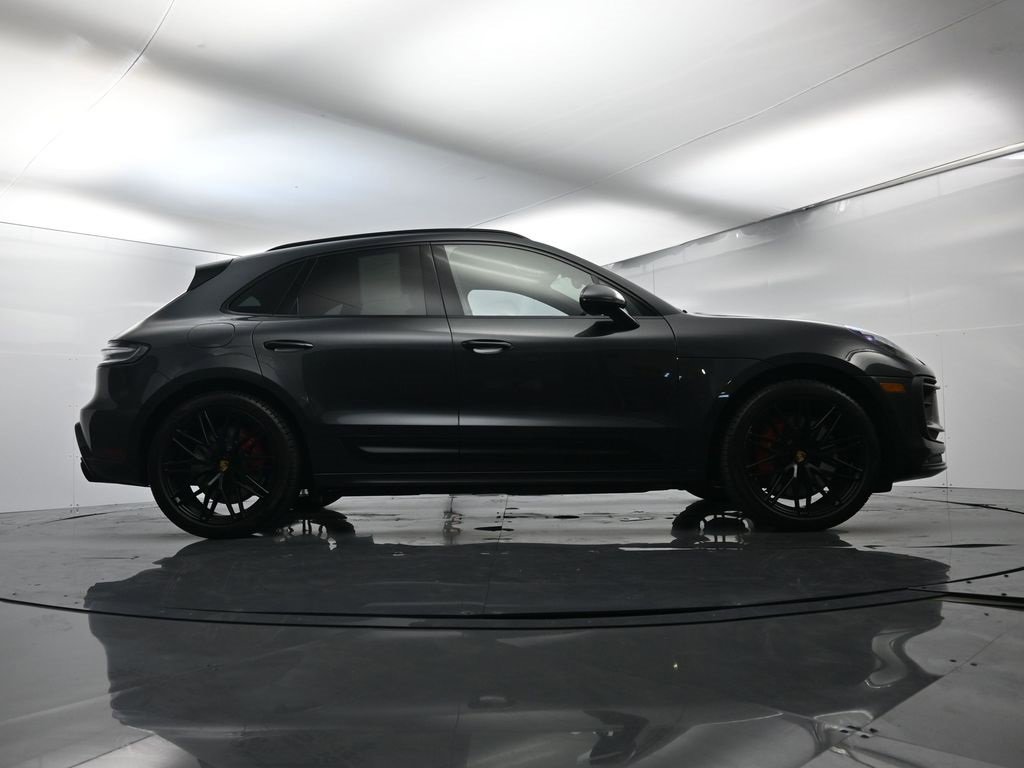 Used 2023 Porsche Macan GTS image 46