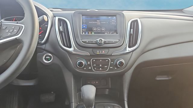 Used 2024 Chevrolet Equinox LT image 10