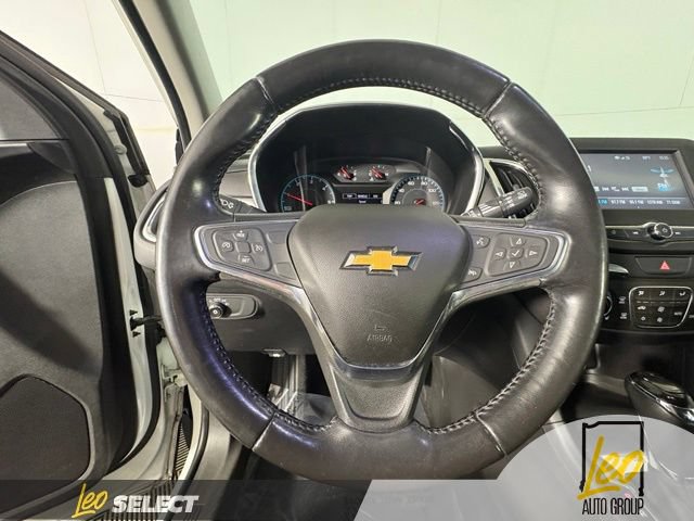 Used 2018 Chevrolet Equinox LT FWD image 16