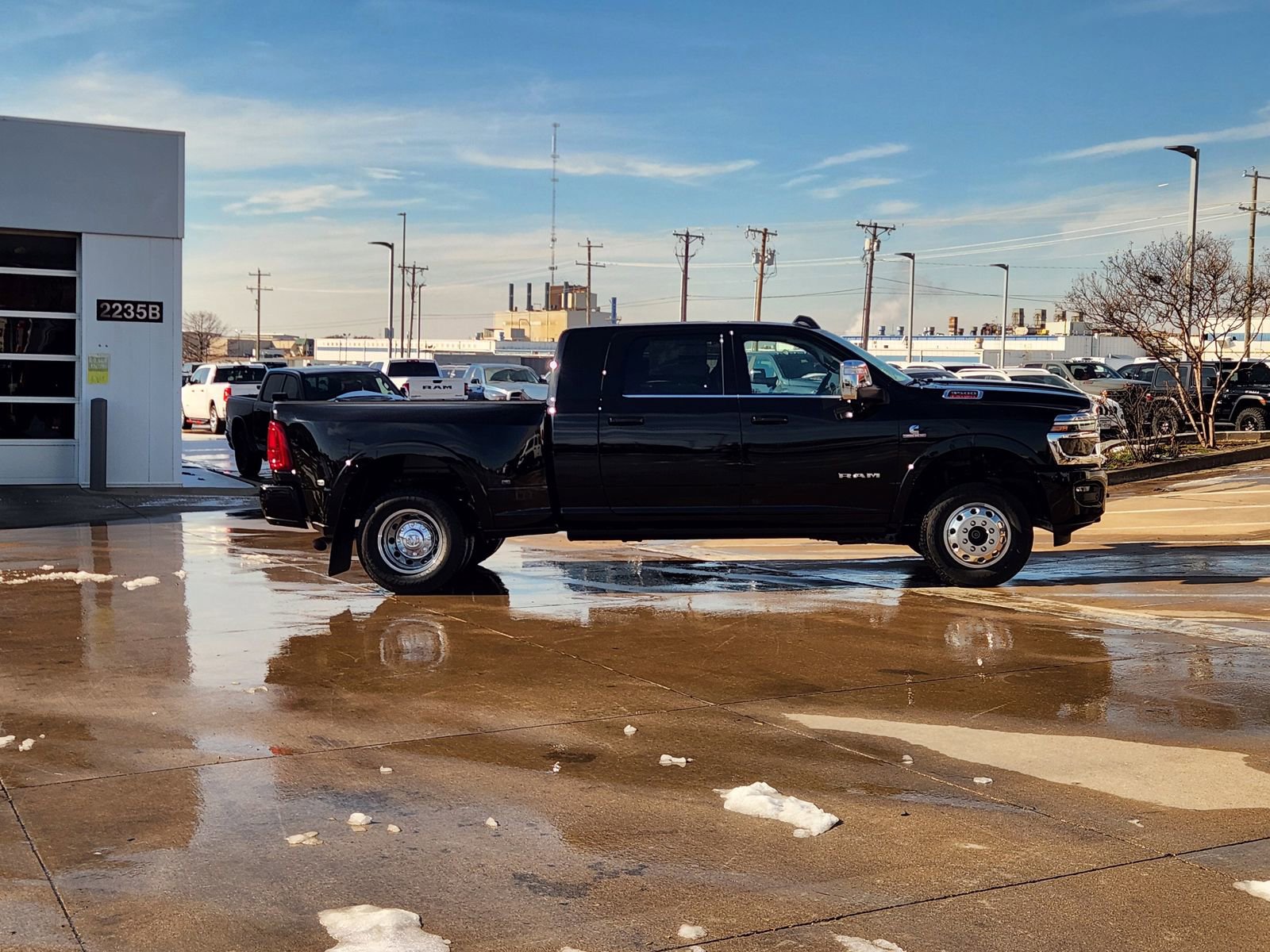 New 2026 RAM 3500 Limited image 7