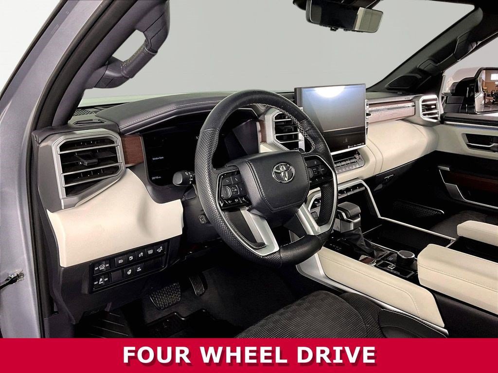 Used 2024 Toyota Sequoia Capstone AWD/4WD image 17