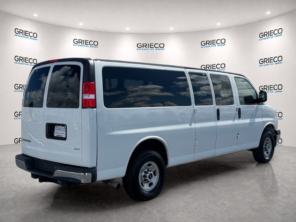 Used 2023 GMC Savana 3500 LS w/ Chrome Appearance Package RWD image 7