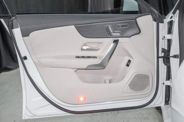 Used 2026 Mercedes-Benz CLA 250 image 10