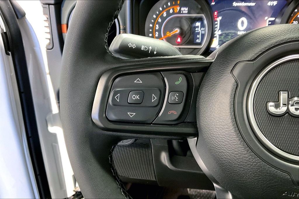 New 2026 Jeep Gladiator Mojave AWD/4WD image 13