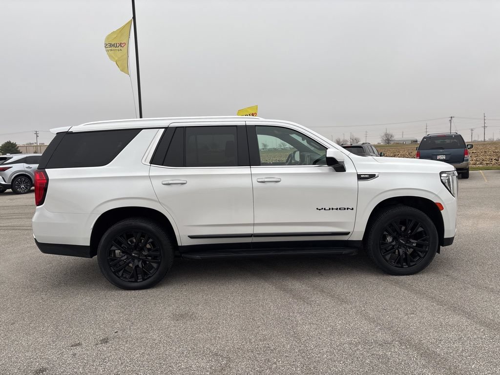 Used 2023 GMC Yukon SLT AWD/4WD image 15