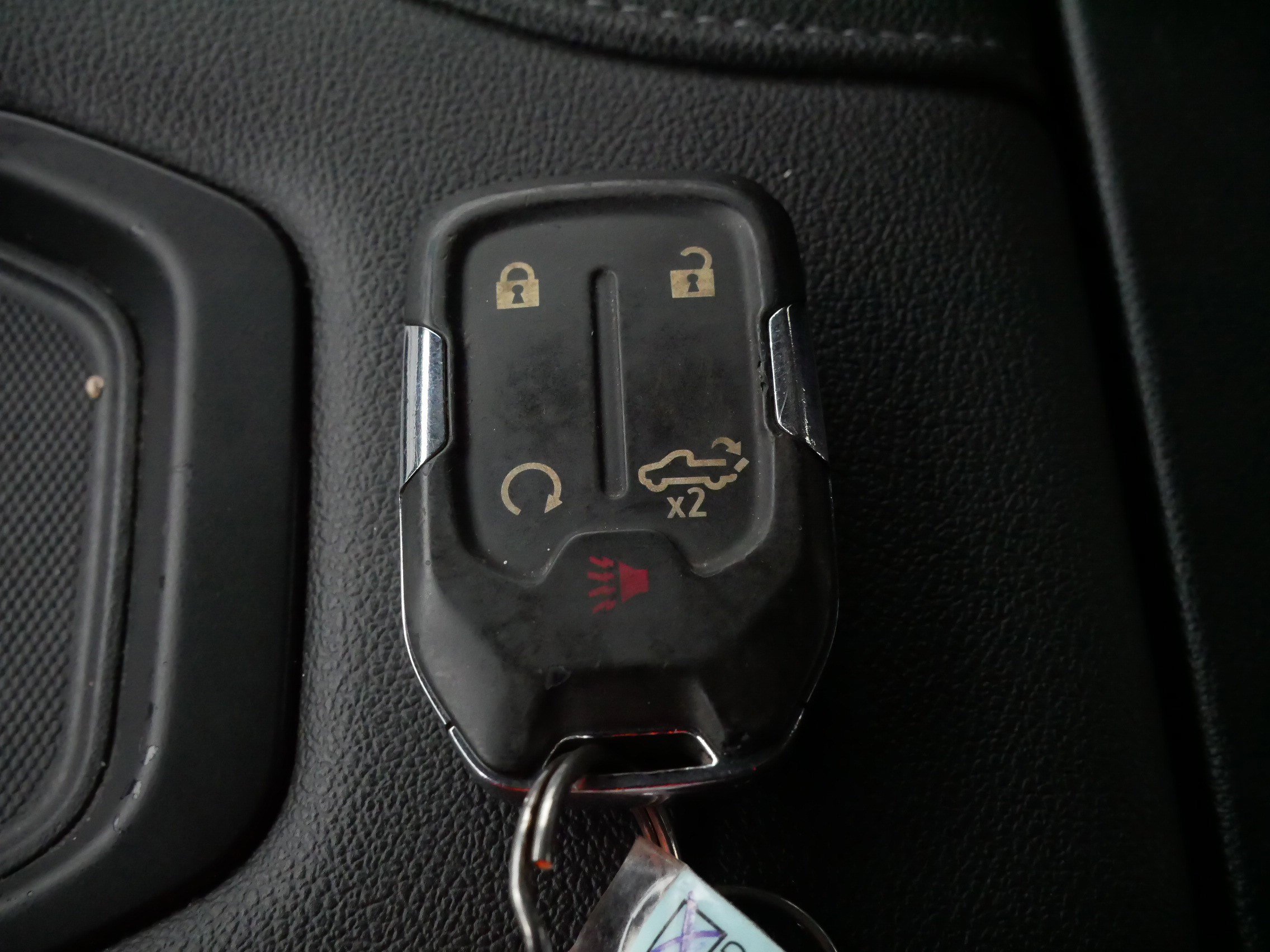 Used 2020 Chevrolet Silverado 2500 LTZ w/ LTZ Premium Package image 33