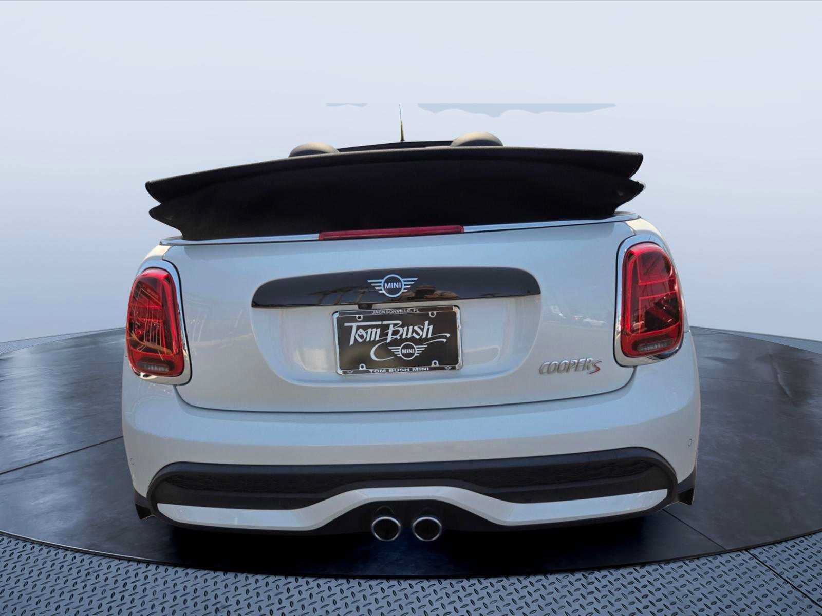 Used 2024 MINI Cooper S FWD image 5