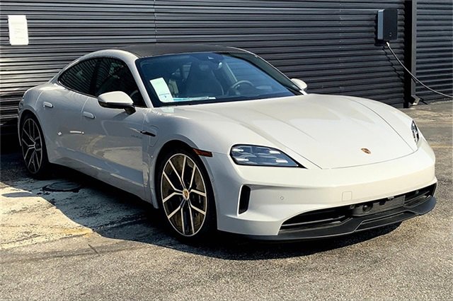 New 2025 Porsche Taycan image 12