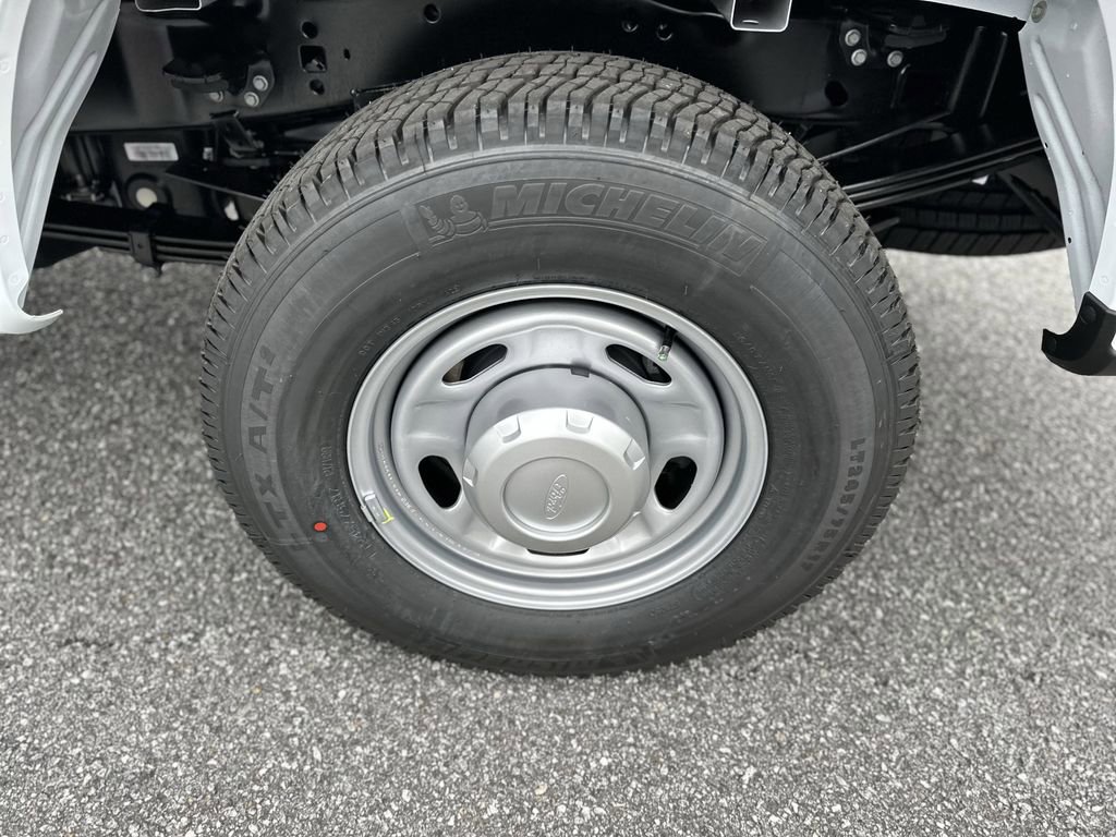 New 2025 Ford F250 XL image 27