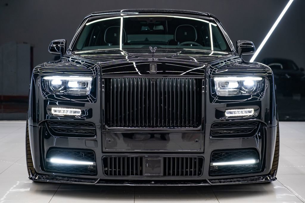Used 2026 Rolls-Royce Phantom Sedan image 2