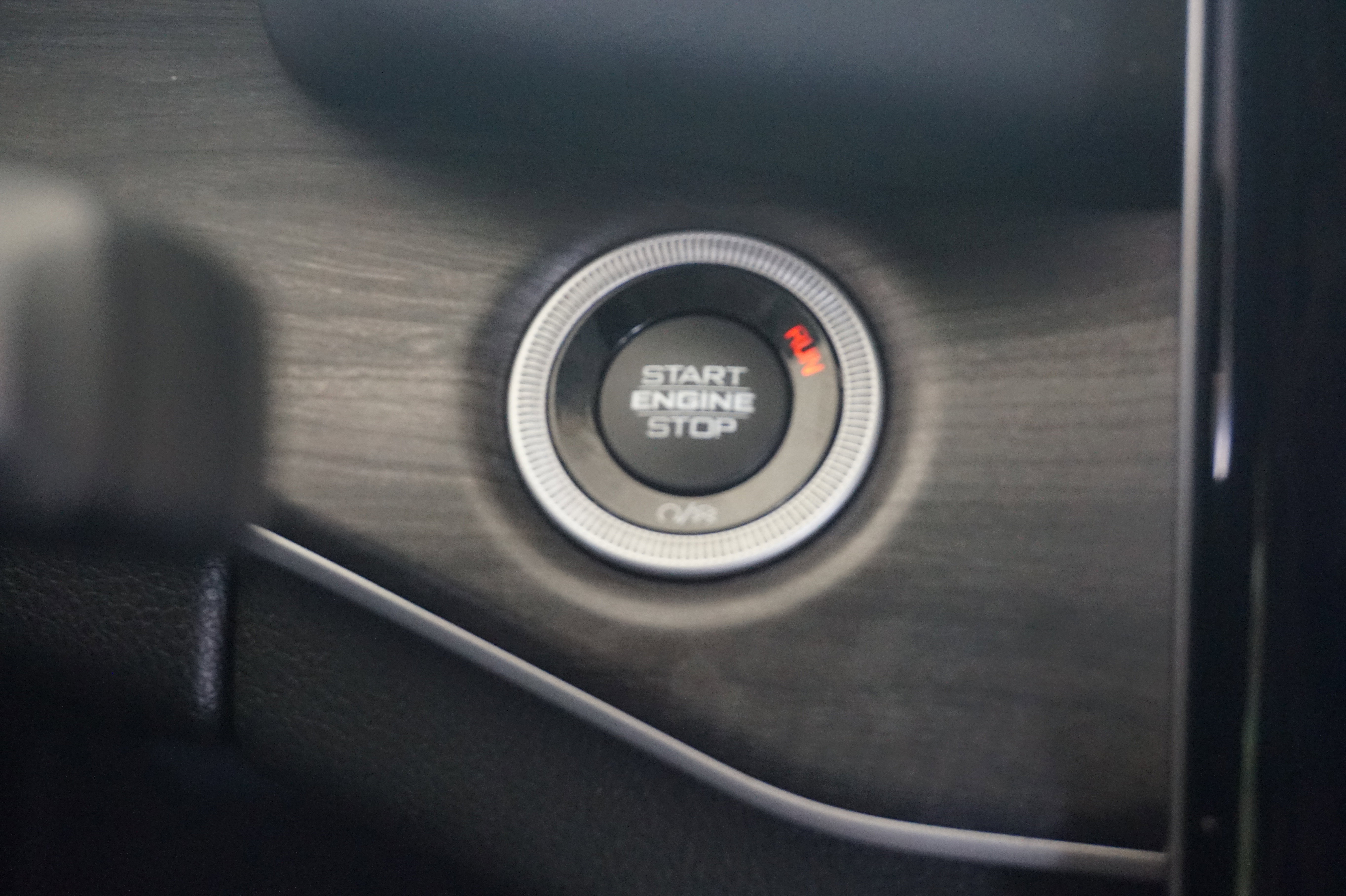 Used 2023 Jeep Grand Cherokee 4WD 4xe w/ Luxury Tech Group II image 36