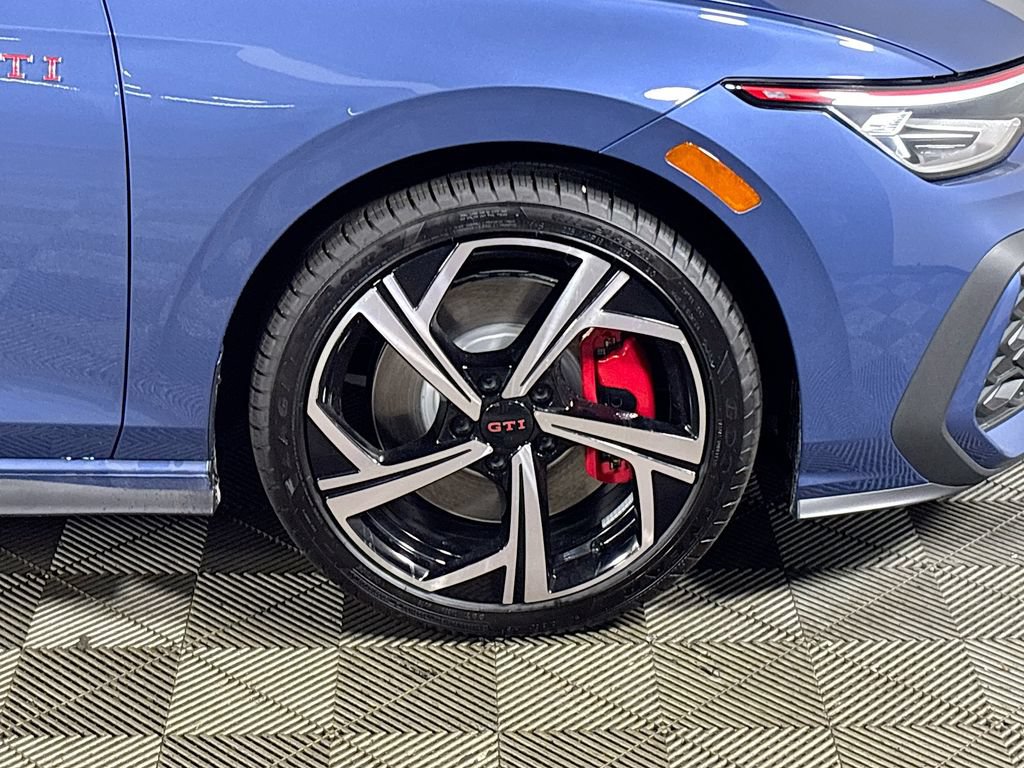 New 2026 Volkswagen GTI SE FWD image 24