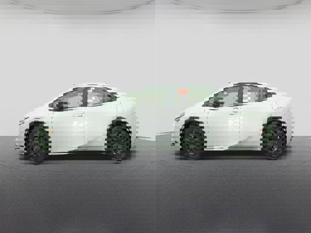 New 2026 Toyota Prius LE image 19