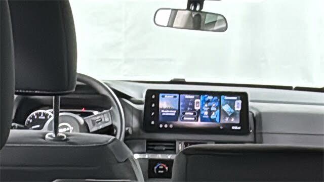 New 2026 Nissan Pathfinder S image 16