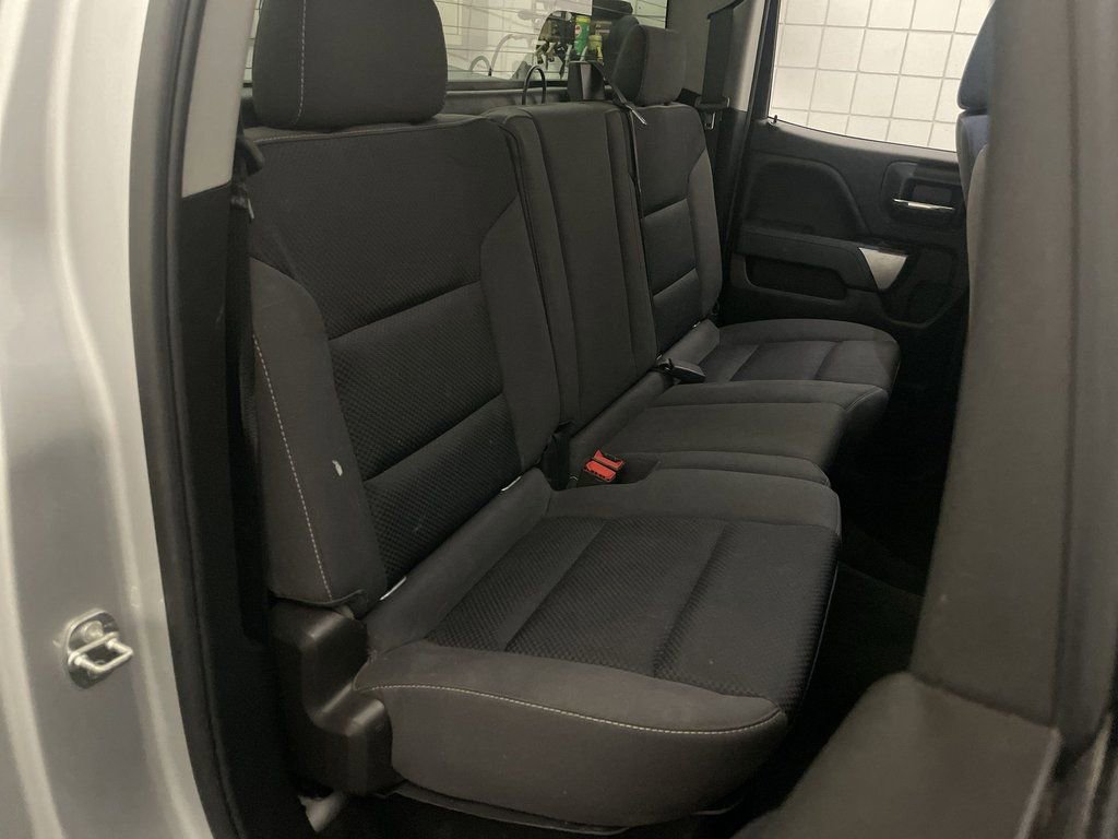 Used 2018 Chevrolet Silverado 1500 LT w/ All Star Edition image 19