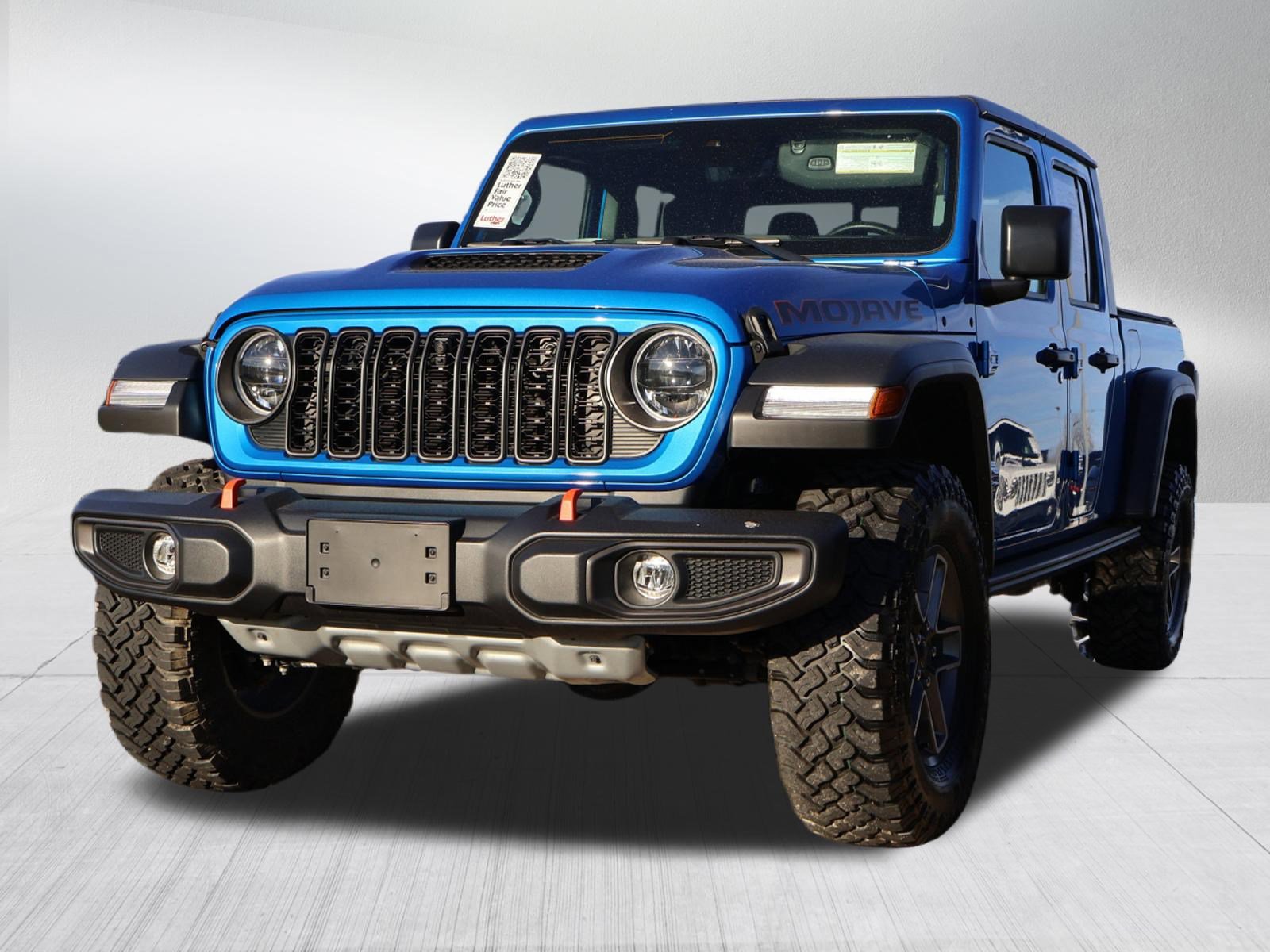 Used 2024 Jeep Gladiator Mojave w/ Technology Group image 3