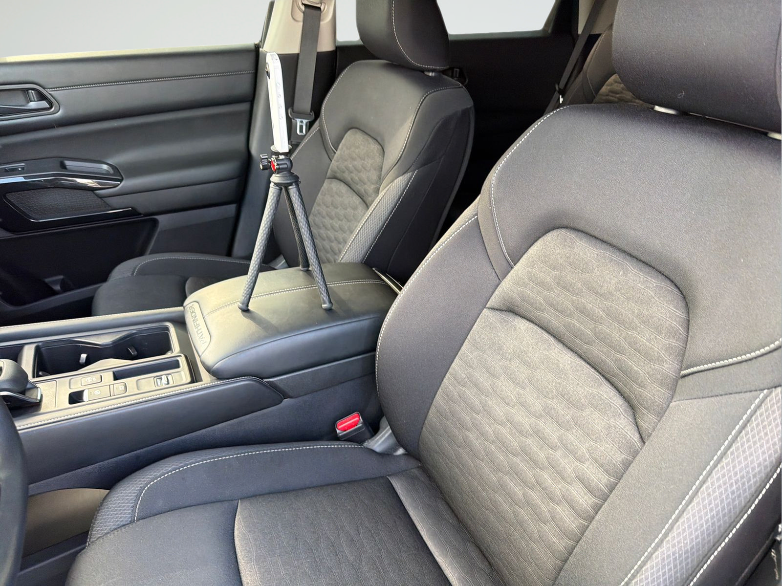 Certified 2023 Nissan Pathfinder S FWD image 25