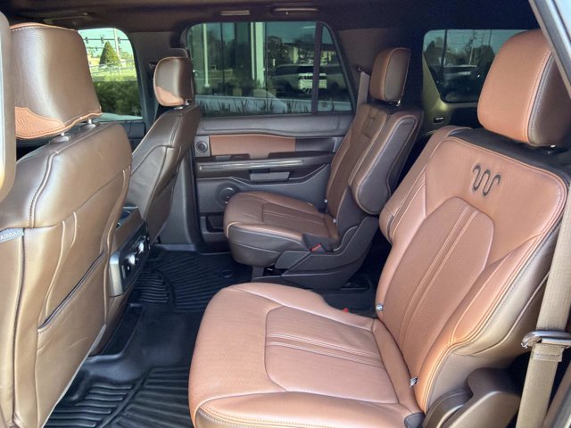 Used 2024 Ford Expedition Max King Ranch image 18