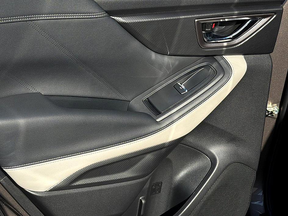 Used 2023 Subaru Forester Limited image 10