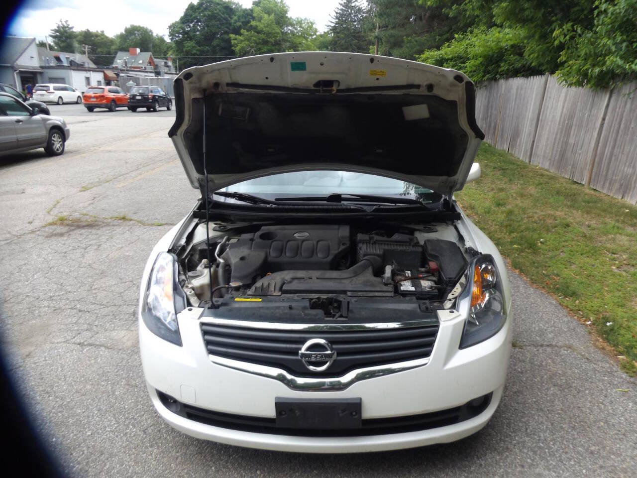 Used 2008 Nissan Altima 2.5 S w/ Emergency Aid Pkg FWD image 11