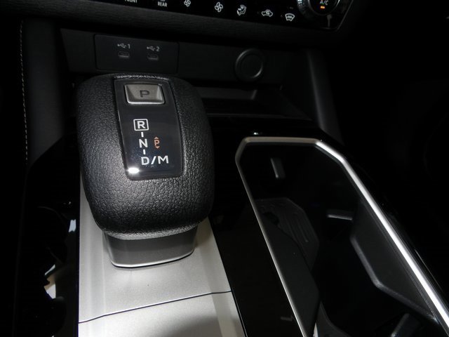 New 2025 Mitsubishi Outlander ES image 19