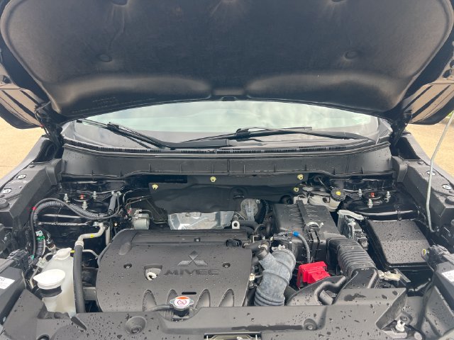 Used 2023 Mitsubishi Outlander Sport SE AWD/4WD image 12