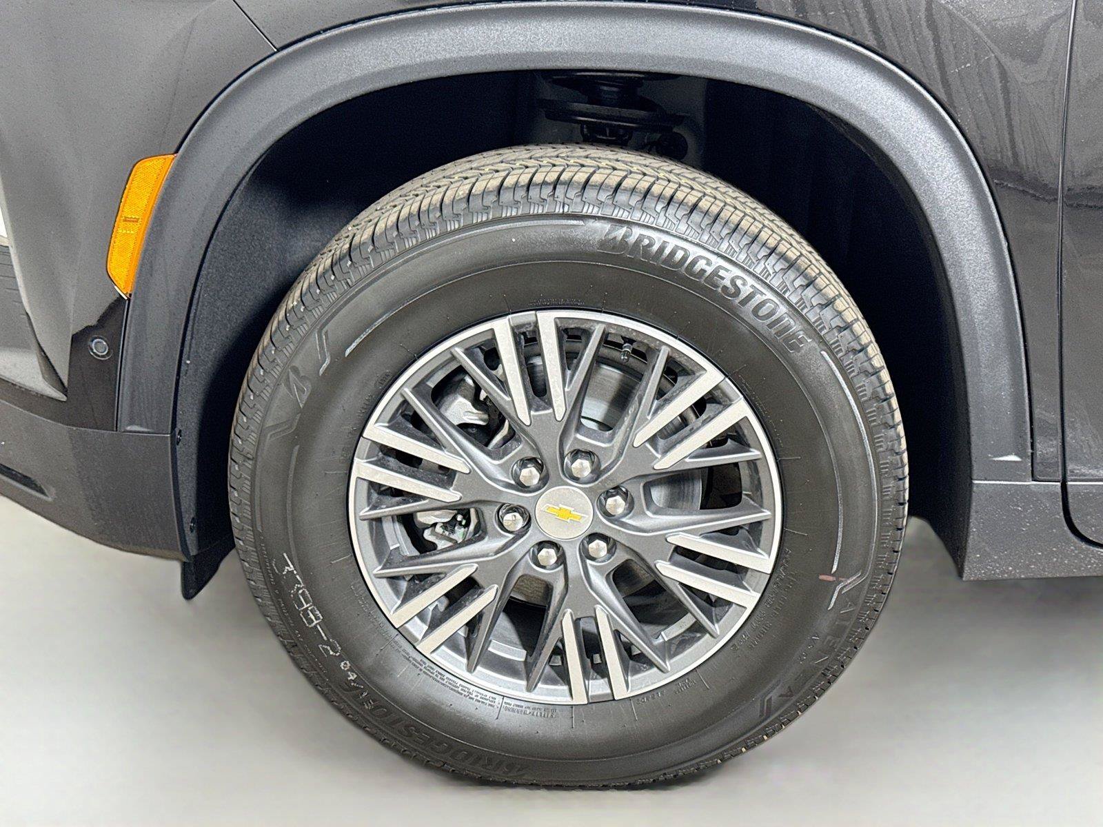 New 2026 Chevrolet Traverse LT w/ Enhanced Driving Package FWD image 19