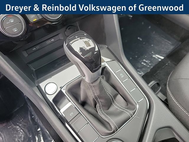 New 2024 Volkswagen Taos SE image 25