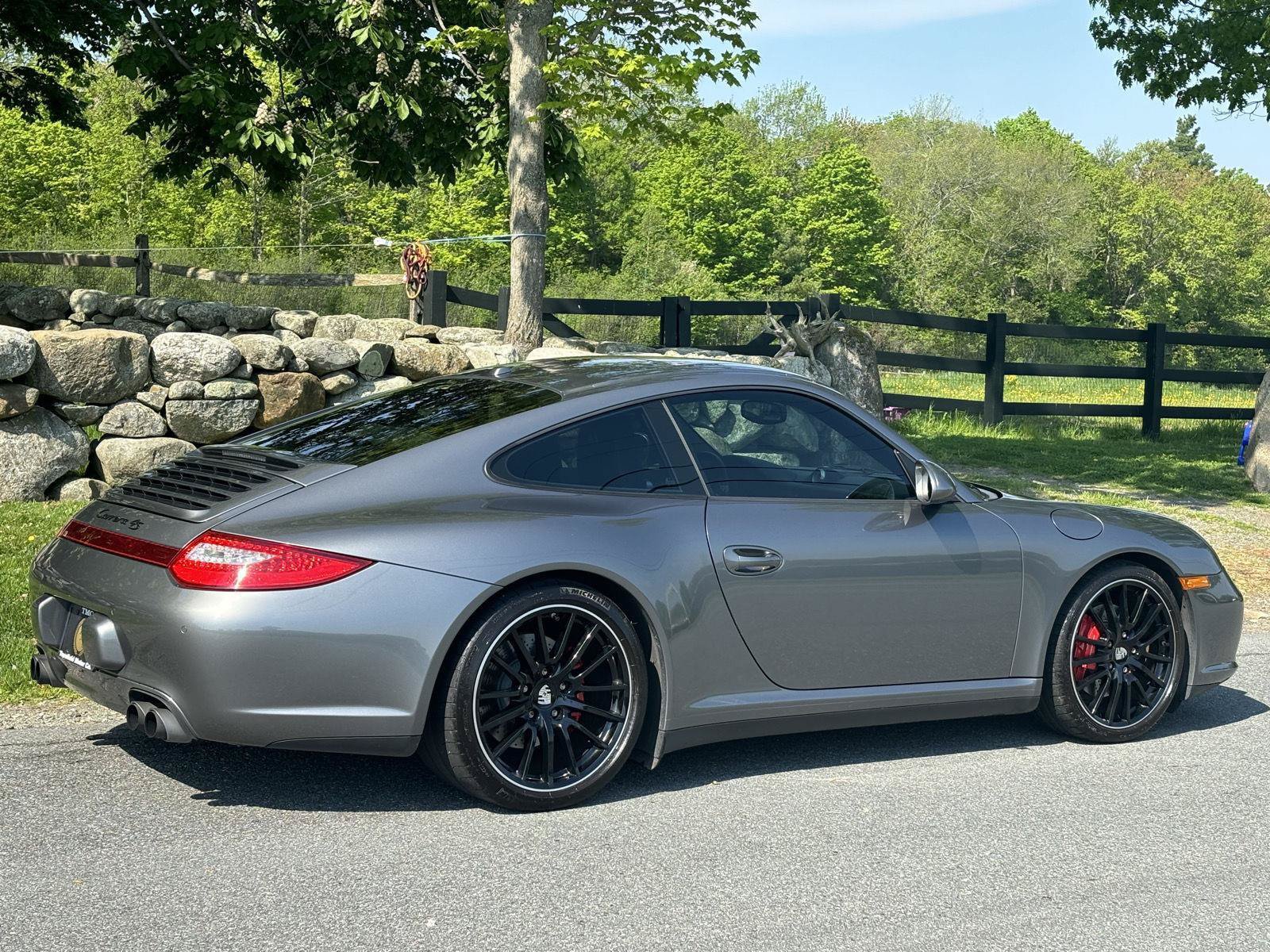 Used 2011 Porsche 911 Carrera 4S AWD/4WD image 17