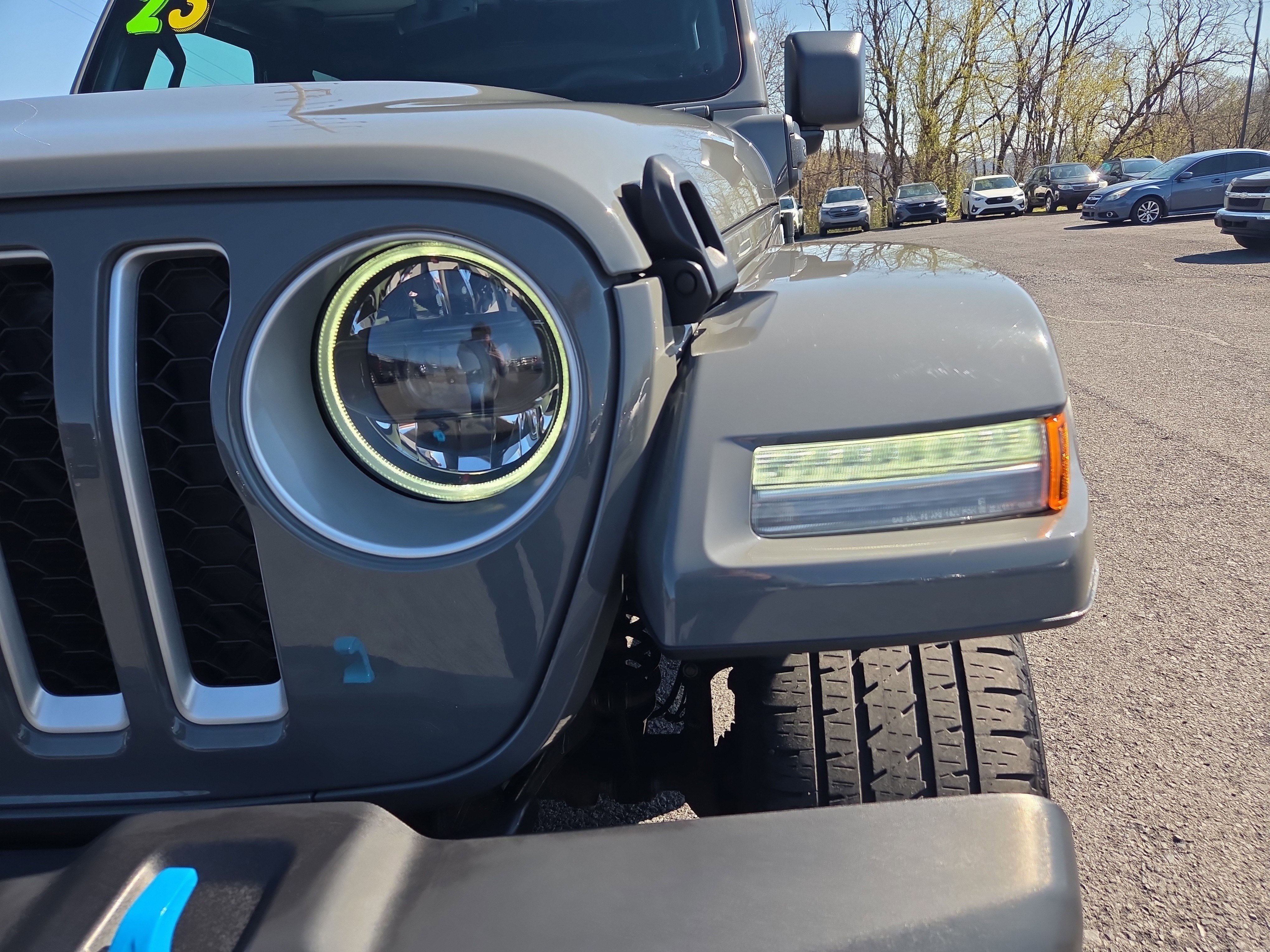 Used 2023 Jeep Wrangler Sahara w/ Dual Top Group image 10
