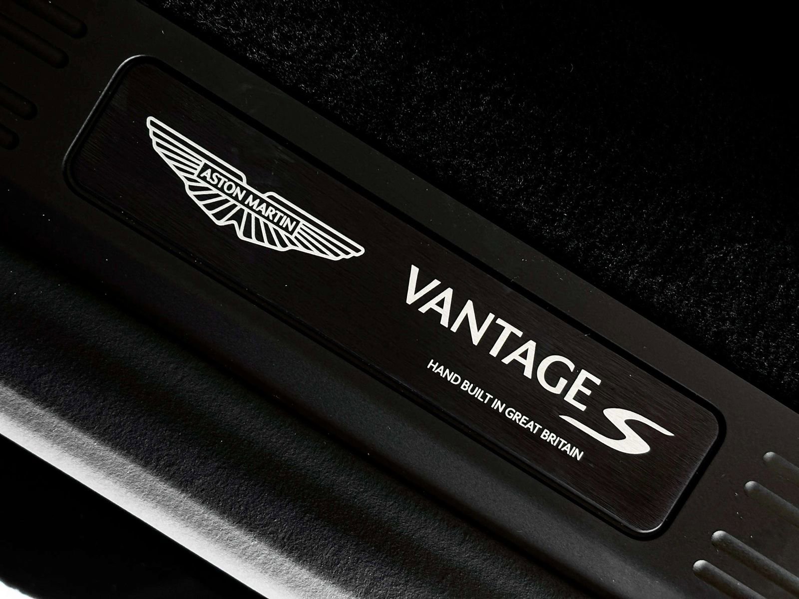 New 2026 Aston Martin V8 Vantage S image 27