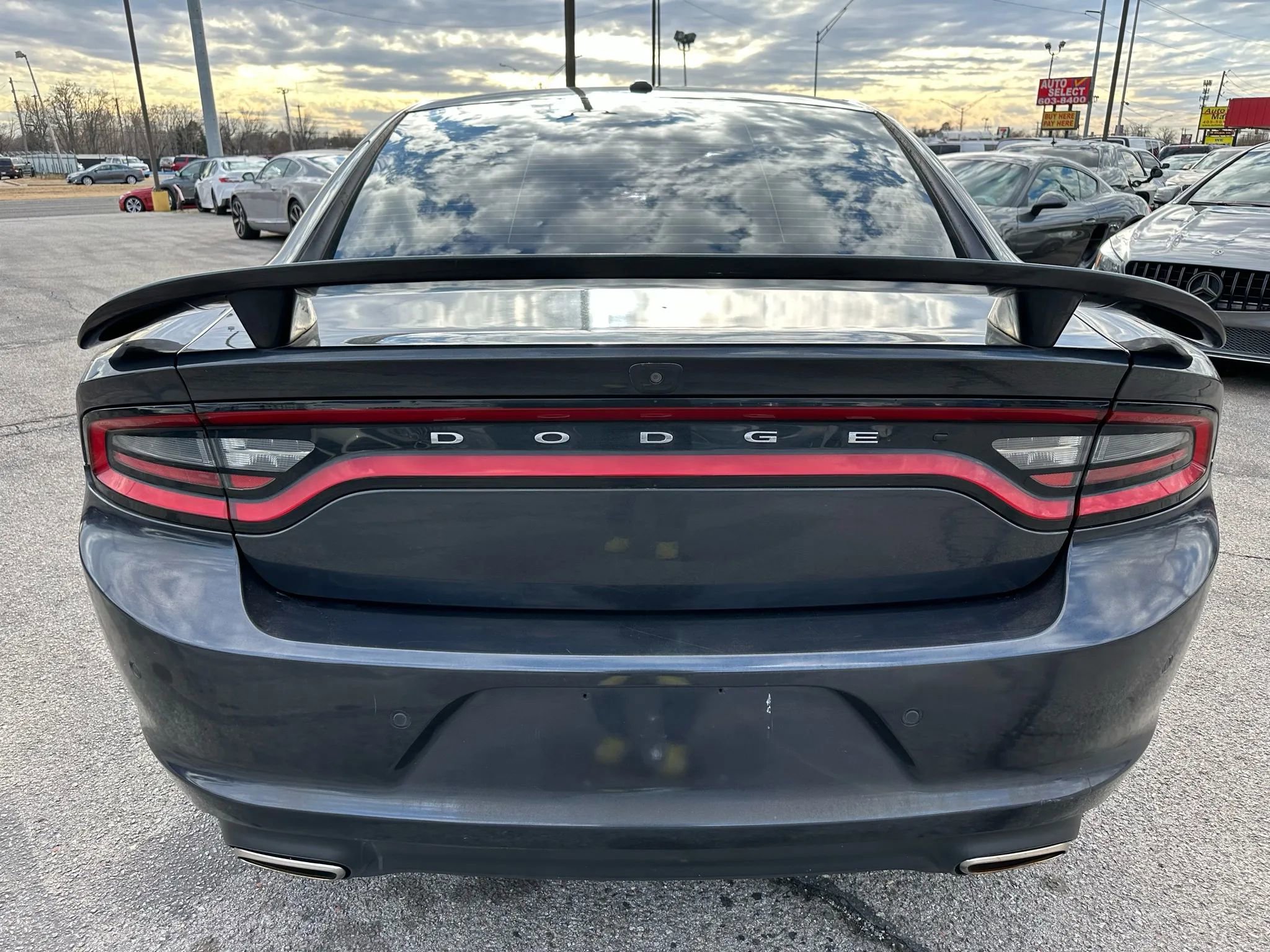 Used 2019 Dodge Charger SXT RWD image 33
