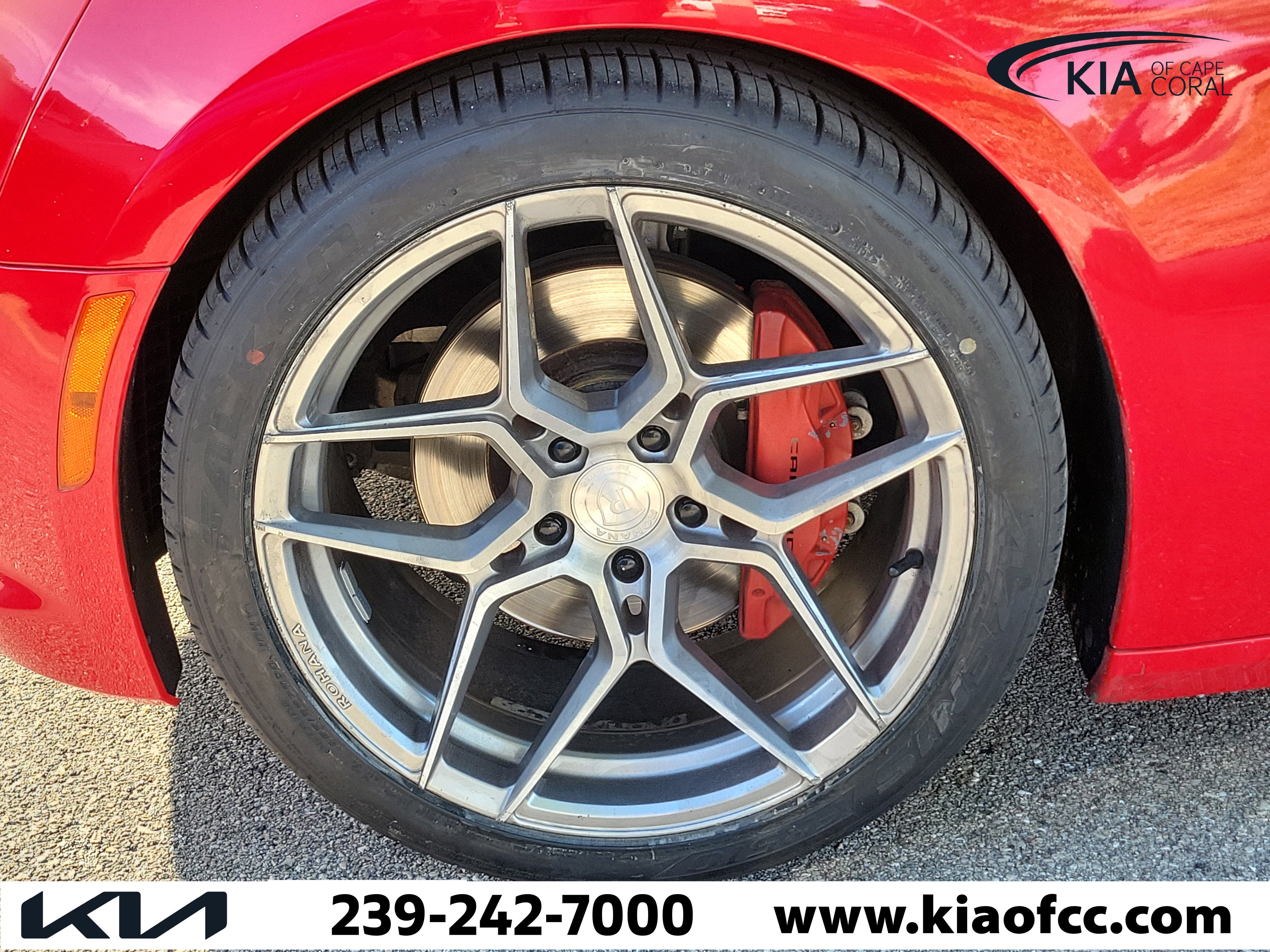 Used 2017 Chevrolet Camaro SS image 4