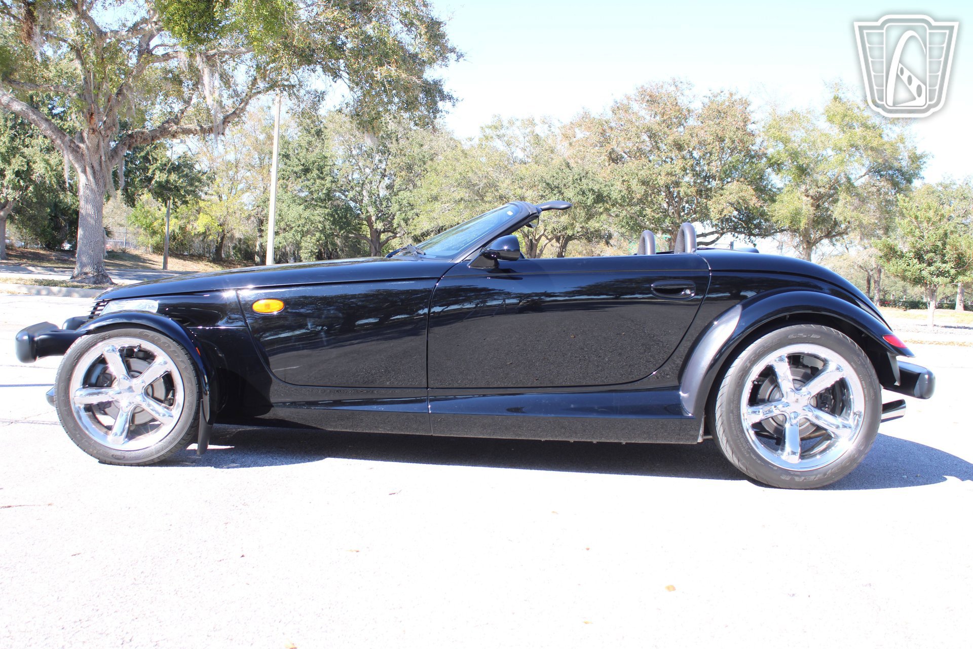 Used 2000 Plymouth Prowler RWD image 18