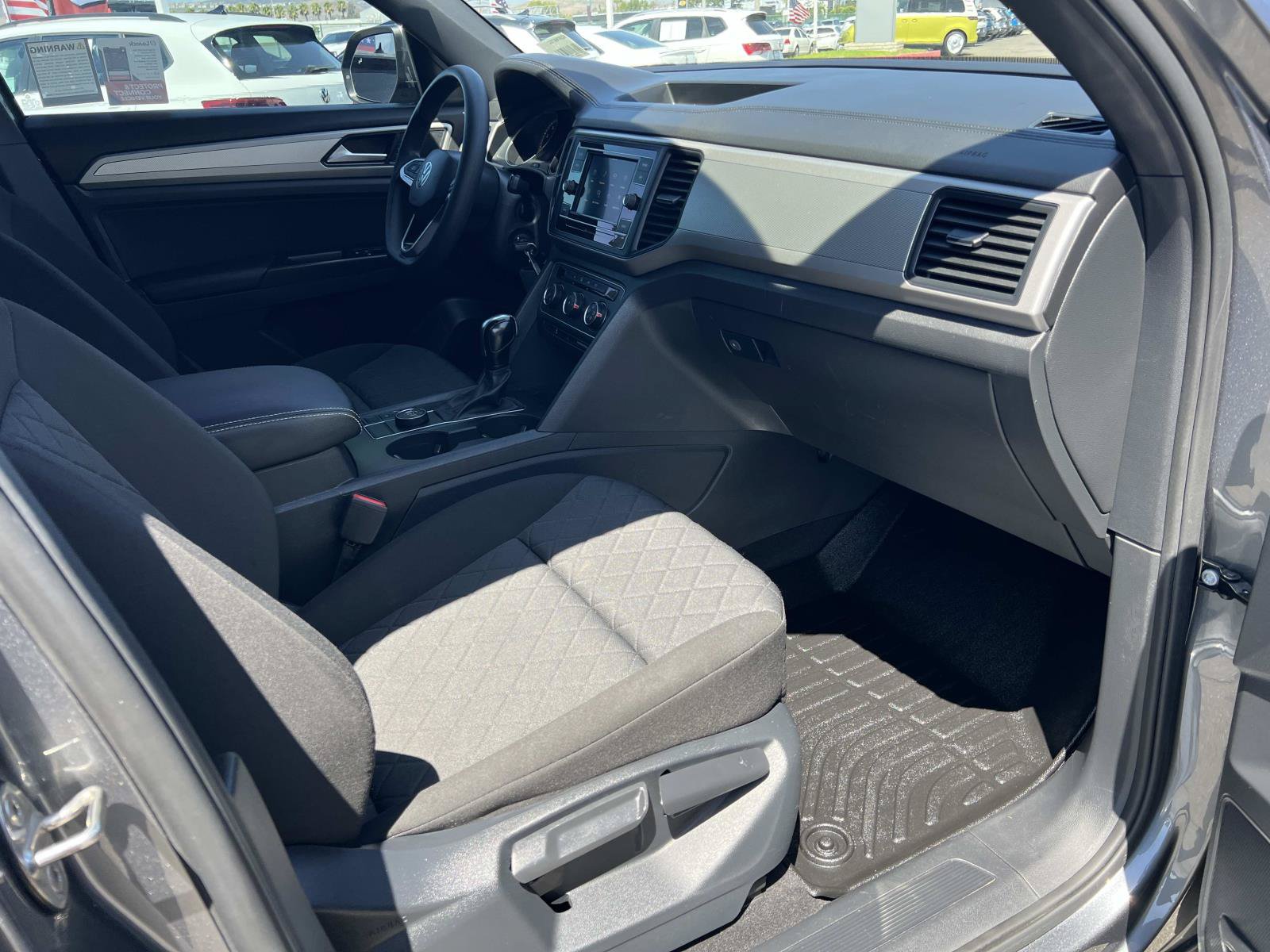 Used 2020 Volkswagen Atlas Cross Sport S AWD/4WD image 28