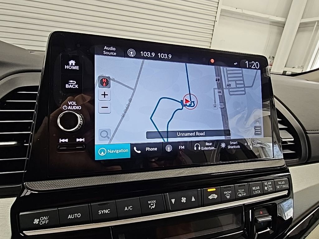 New 2026 Honda Odyssey Touring image 14