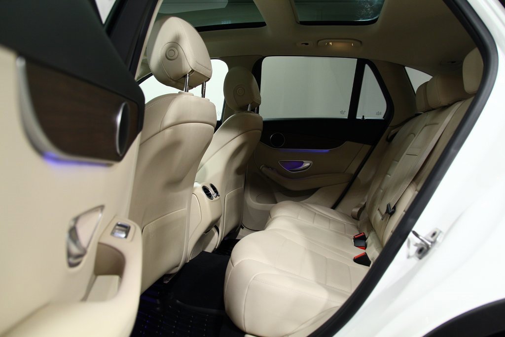 Used 2022 Mercedes-Benz GLC 300 4MATIC image 28