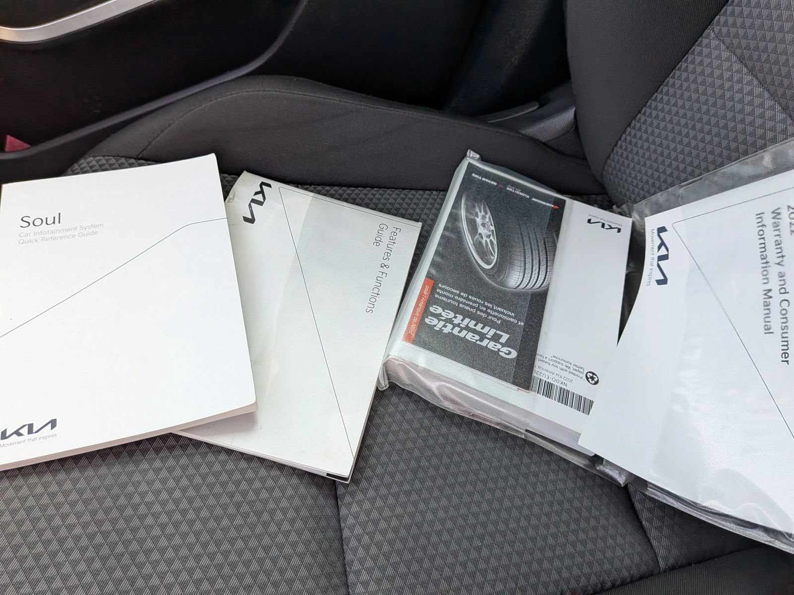 Used 2022 Kia Soul LX w/ Technology Package FWD image 50