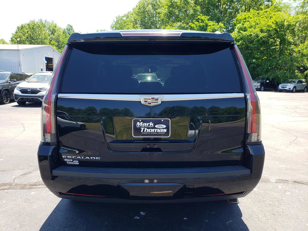 Used 2016 Cadillac Escalade Luxury AWD/4WD image 6
