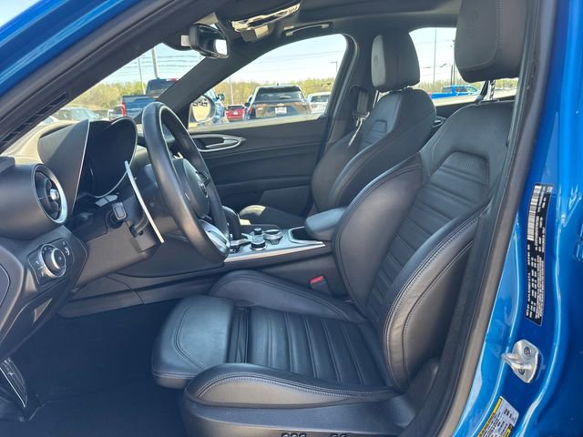 Used 2024 Alfa Romeo Giulia Veloce image 20