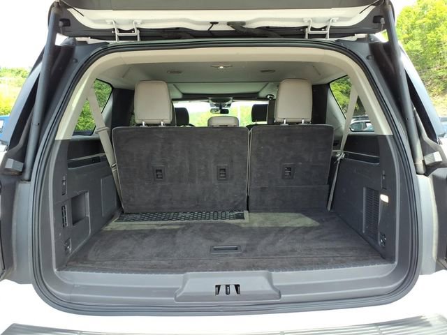 Used 2018 Ford Expedition Max Limited w/ Equipment Group 302A AWD/4WD image 9